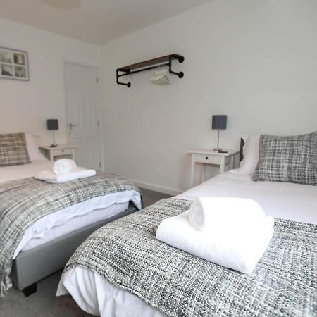 Exmouth - Apartment 2, Strand House - Modern 2 Bedroom Apartment, Perfect Location For Access To Beach & Town Centre - Sleeps 4 Guests - Hosted By Rentmyhouse ภายนอก รูปภาพ