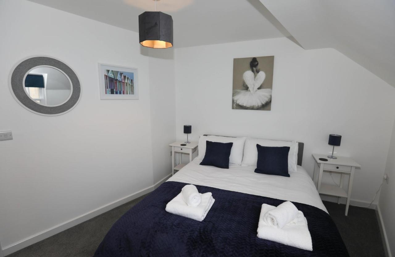 Exmouth - Apartment 2, Strand House - Modern 2 Bedroom Apartment, Perfect Location For Access To Beach & Town Centre - Sleeps 4 Guests - Hosted By Rentmyhouse ภายนอก รูปภาพ