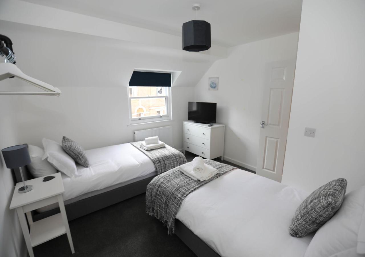 Exmouth - Apartment 2, Strand House - Modern 2 Bedroom Apartment, Perfect Location For Access To Beach & Town Centre - Sleeps 4 Guests - Hosted By Rentmyhouse ภายนอก รูปภาพ