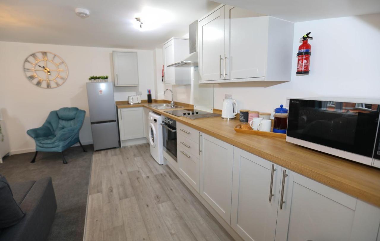 Exmouth - Apartment 2, Strand House - Modern 2 Bedroom Apartment, Perfect Location For Access To Beach & Town Centre - Sleeps 4 Guests - Hosted By Rentmyhouse ภายนอก รูปภาพ