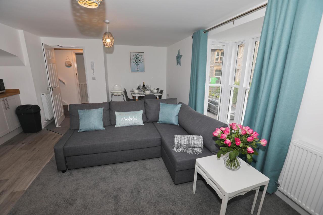 Exmouth - Apartment 2, Strand House - Modern 2 Bedroom Apartment, Perfect Location For Access To Beach & Town Centre - Sleeps 4 Guests - Hosted By Rentmyhouse ภายนอก รูปภาพ